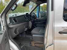 Ford Transit 460 EcoBlue Leader Minibus RWD L4 H3 Euro 6 17 Seat 