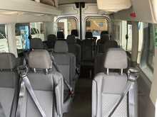 Ford Transit 460 EcoBlue Leader Minibus RWD L4 H3 Euro 6 17 Seat 