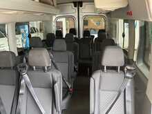 Ford Transit 460 EcoBlue Leader Minibus RWD L4 H3 Euro 6 17 Seat 