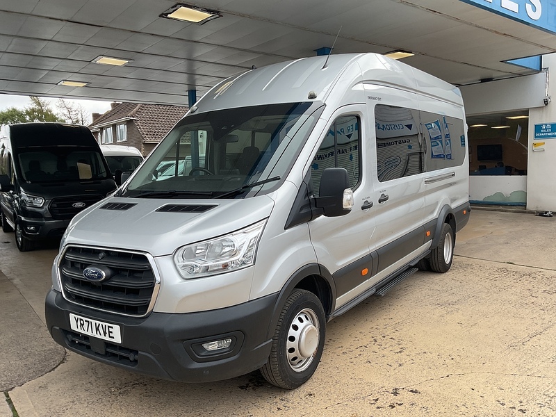 Ford 460 EcoBlue Leader Minibus RWD L4 H3 Euro 6 17 Seat