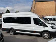 Ford Transit 460 EcoBlue Trend 17 seat Minibus 