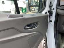 Ford Transit 460 EcoBlue Trend 17 seat Minibus 