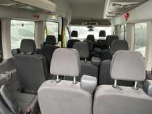 Ford Transit 460 EcoBlue Trend 17 seat Minibus 
