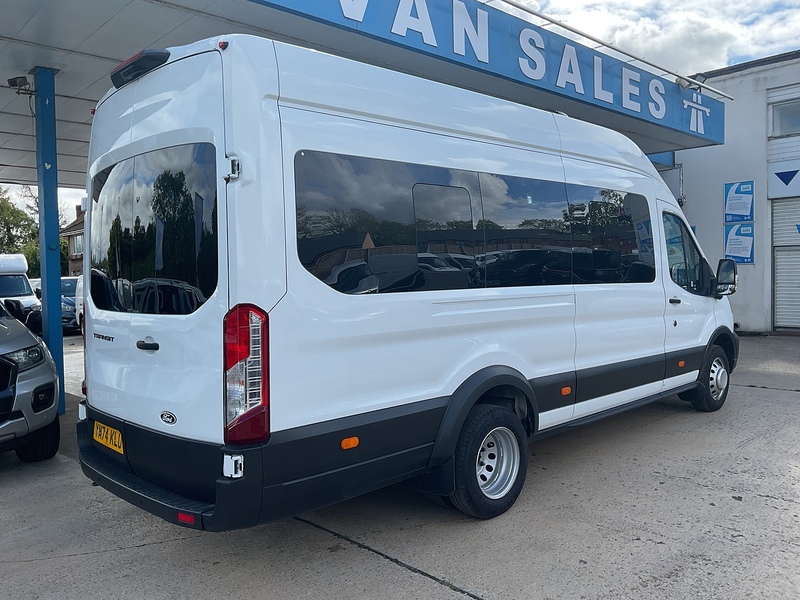 Ford 2.0 460 EcoBlue Leader Minibus Double Cab 5dr Diesel Manual RWD L4 H3 Euro 6 (s/s) (17 Seat, DRW) (165 ps)