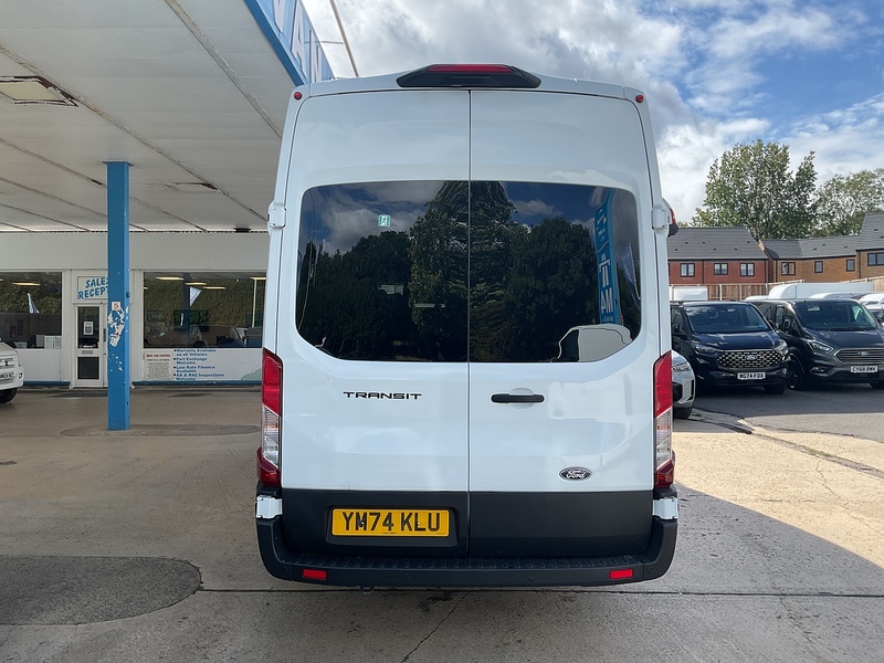 Ford 2.0 460 EcoBlue Leader Minibus Double Cab 5dr Diesel Manual RWD L4 H3 Euro 6 (s/s) (17 Seat, DRW) (165 ps)