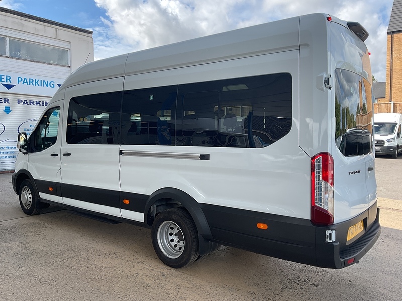 Ford 2.0 460 EcoBlue Leader Minibus Double Cab 5dr Diesel Manual RWD L4 H3 Euro 6 (s/s) (17 Seat, DRW) (165 ps)