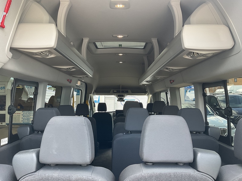 Ford 2.0 460 EcoBlue Leader Minibus Double Cab 5dr Diesel Manual RWD L4 H3 Euro 6 (s/s) (17 Seat, DRW) (165 ps)