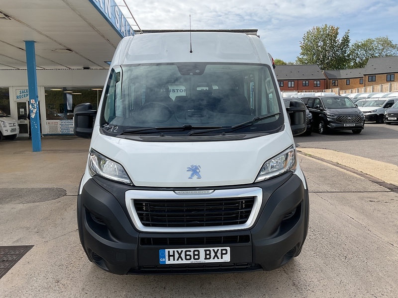 Peugeot 2.0 BlueHDi 440 17 Seat Minibus Diesel Manual L4 H2 Euro 6 (130 ps)