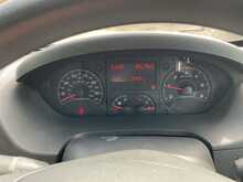 Peugeot Boxer 2.0 BlueHDi 440 17 Seat Minibus Diesel Manual L4 H2 Euro 6 (130 ps) 