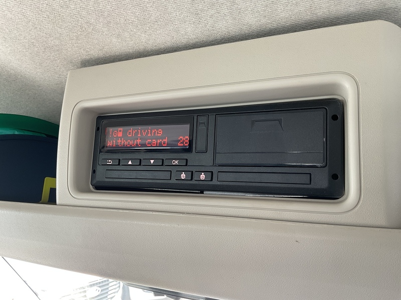 Peugeot 2.0 BlueHDi 440 17 Seat Minibus Diesel Manual L4 H2 Euro 6 (130 ps)