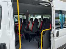 Peugeot Boxer 2.0 BlueHDi 440 17 Seat Minibus Diesel Manual L4 H2 Euro 6 (130 ps) 