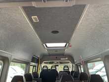 Peugeot Boxer 2.0 BlueHDi 440 17 Seat Minibus Diesel Manual L4 H2 Euro 6 (130 ps) 
