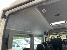 Peugeot Boxer 2.0 BlueHDi 440 17 Seat Minibus Diesel Manual L4 H2 Euro 6 (130 ps) 