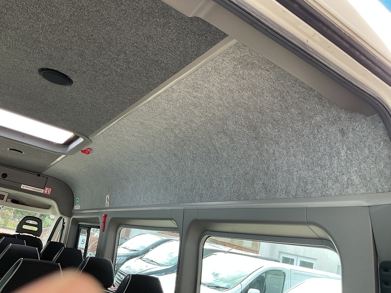 Peugeot 2.0 BlueHDi 440 17 Seat Minibus Diesel Manual L4 H2 Euro 6 (130 ps)