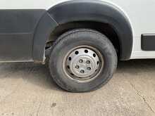 Peugeot Boxer 2.0 BlueHDi 440 17 Seat Minibus Diesel Manual L4 H2 Euro 6 (130 ps) 