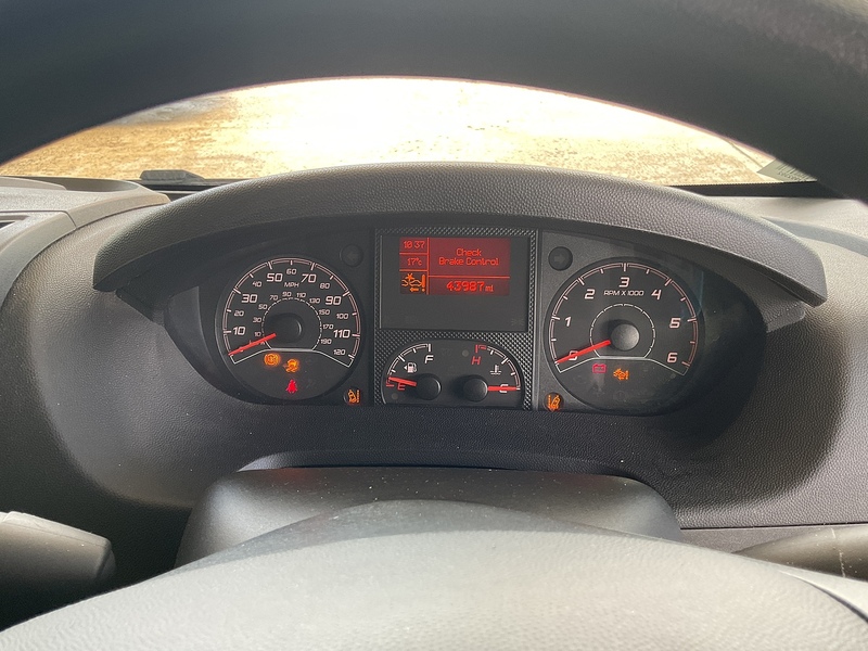 Peugeot 2.2 BlueHDi 440 S Diesel Manual L4 H2 Euro 6 (s/s) (140 ps)