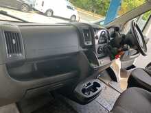 Peugeot Boxer 2.2 BlueHDi 440 S Diesel Manual L4 H2 Euro 6 (s/s) (140 ps) 