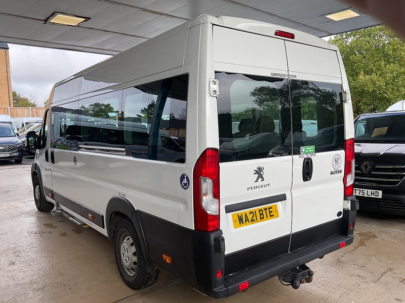 Peugeot 2.2 BlueHDi 440 S Diesel Manual L4 H2 Euro 6 (s/s) (140 ps)
