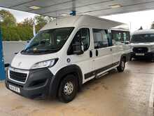 Peugeot Boxer 2.2 BlueHDi 440 S Diesel Manual L4 H2 Euro 6 (s/s) (140 ps) 