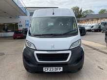 Peugeot Boxer 2.2 BlueHDi 335 Professional 14 Seat Minibus Diesel Manual L3 H2 Euro 6 (s/s) (140 ps) 