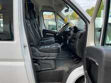 Peugeot Boxer 2.2 BlueHDi 335 Professional 14 Seat Minibus Diesel Manual L3 H2 Euro 6 (s/s) (140 ps) 