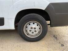 Peugeot Boxer 2.2 BlueHDi 335 Professional 14 Seat Minibus Diesel Manual L3 H2 Euro 6 (s/s) (140 ps) 