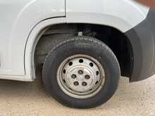 Peugeot Boxer 2.2 BlueHDi 335 Professional 14 Seat Minibus Diesel Manual L3 H2 Euro 6 (s/s) (140 ps) 