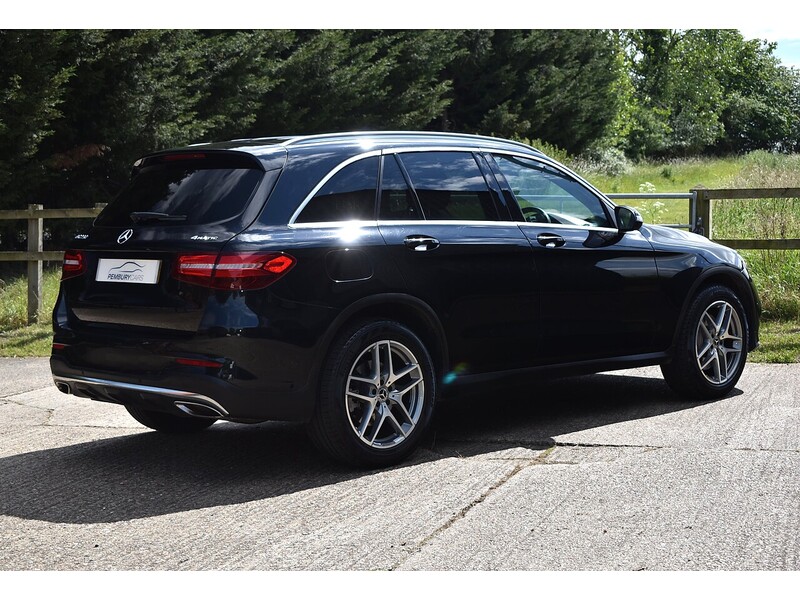 Mercedes-Benz GLC Class GLC250 AMG Line - U1249