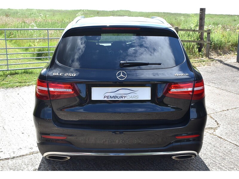 Mercedes-Benz GLC Class GLC250 AMG Line - U1249