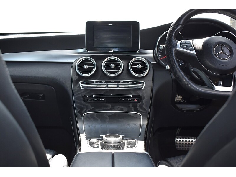 Mercedes-Benz GLC Class GLC250 AMG Line - U1249