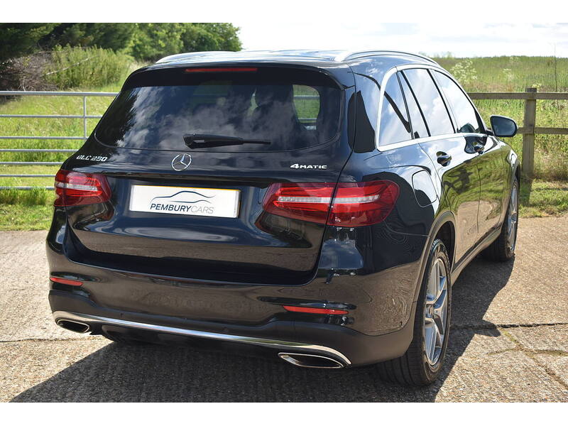 Mercedes-Benz GLC Class GLC250 AMG Line - U1249