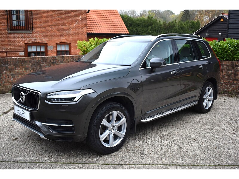 Volvo XC90 h T8 Twin Engine Momentum Pro - U1324