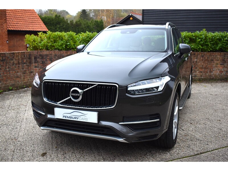 Volvo XC90 h T8 Twin Engine Momentum Pro - U1324