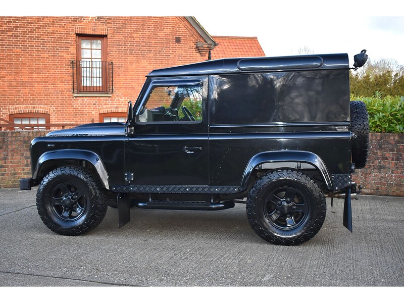 Land Rover Defender 90 TDCi County Commercial - U1356