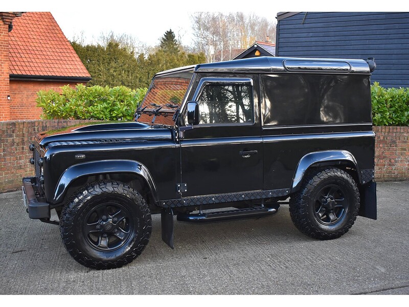 Land Rover Defender 90 TDCi County Commercial - U1356