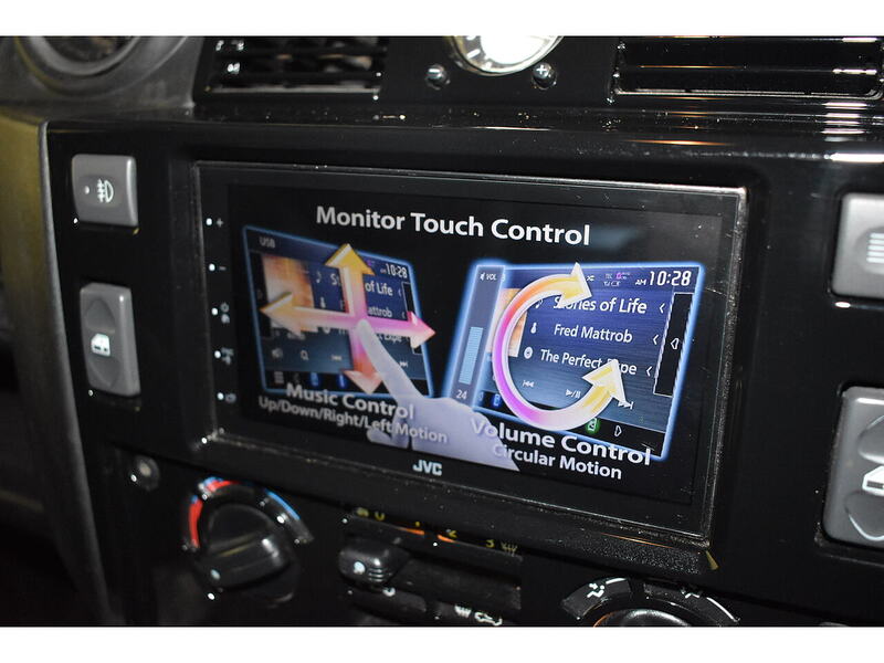 Land Rover Defender 90 TDCi County Commercial - U1356