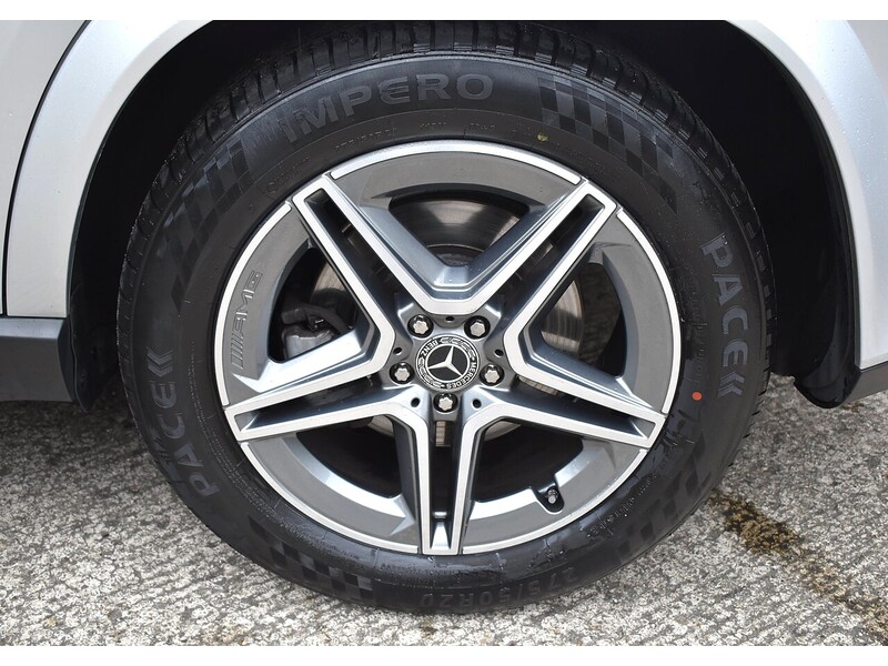 Mercedes-Benz GLE GLE400d AMG Line - U1364