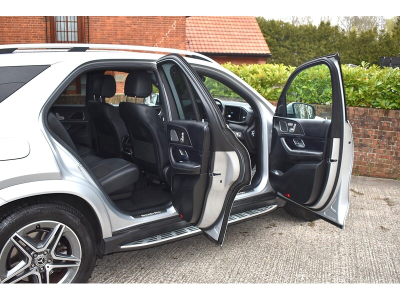 Mercedes-Benz GLE GLE400d AMG Line - U1364