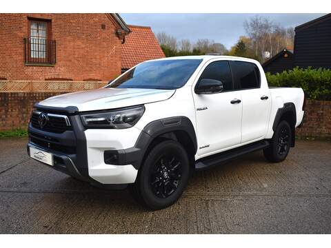 2.8 D-4D Invincible X Pickup Double Cab 4dr Diesel Auto 4WD Euro 6 (s/s) (204 ps)