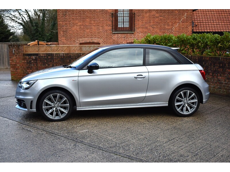 Audi A1 TFSI S line Style Edition - U1449