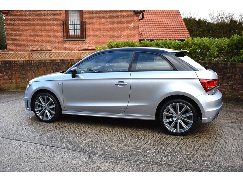 Audi A1 TFSI S line Style Edition - U1449