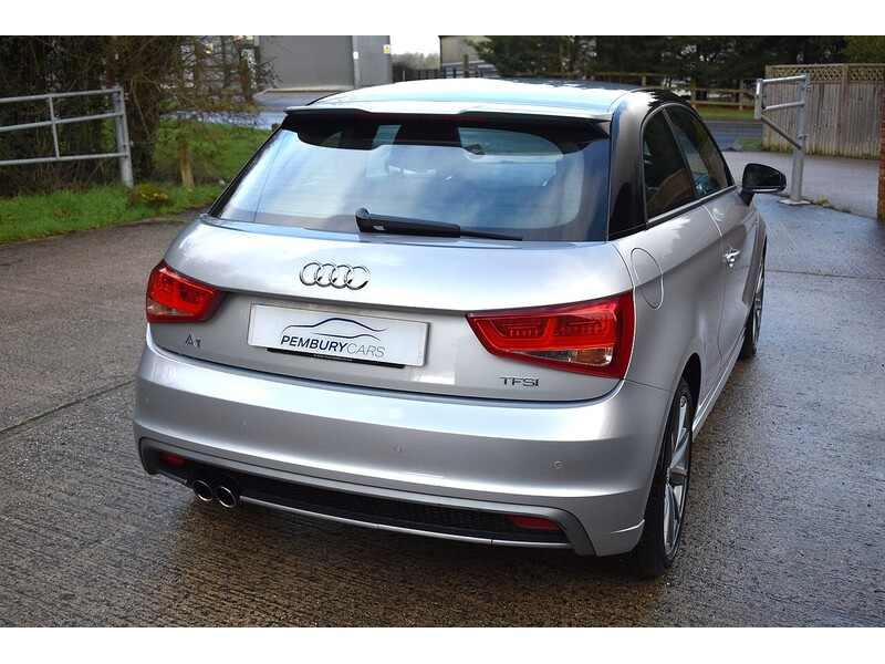 Audi A1 TFSI S line Style Edition - U1449