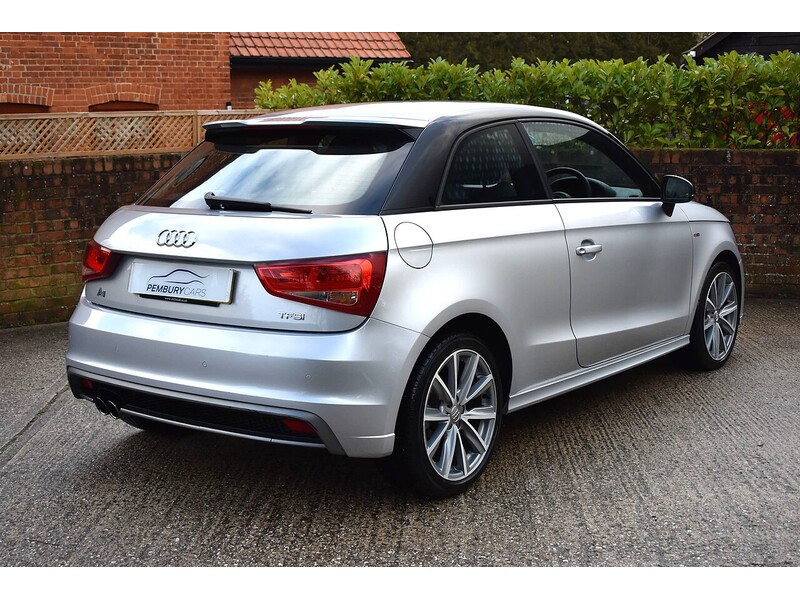 Audi A1 TFSI S line Style Edition - U1449