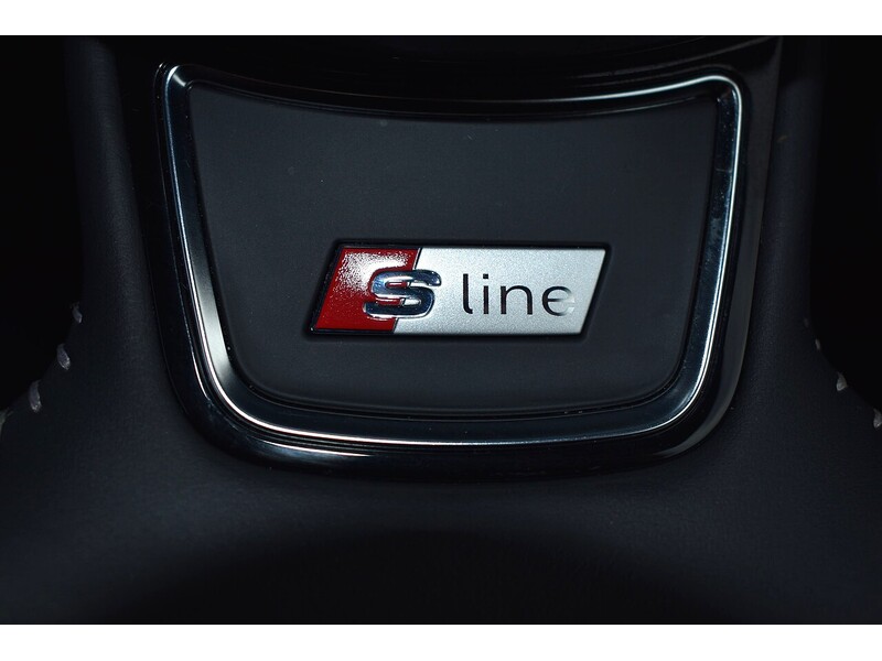 Audi A1 TFSI S line Style Edition - U1449