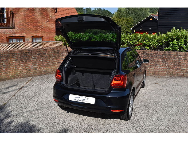Volkswagen Polo TSI Match Edition - U1488