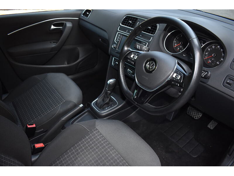 Volkswagen Polo TSI Match Edition - U1488