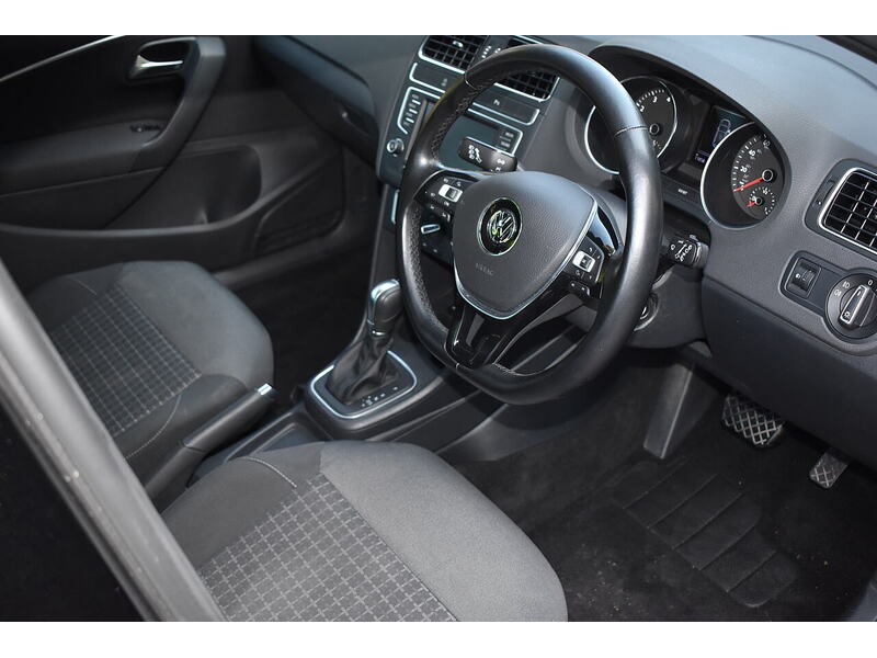 Volkswagen Polo TSI Match Edition - U1488