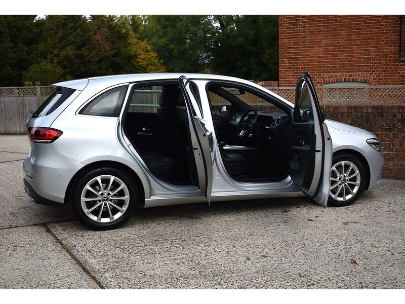 Mercedes-Benz B Class B200d Sport - U1522
