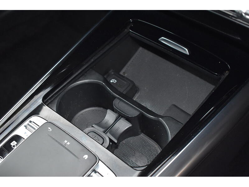 Mercedes-Benz B Class B200d Sport - U1522