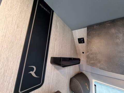 Robeta Apollo  - N447